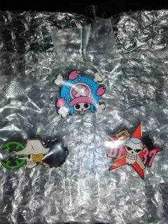 ONE PIECE ピンバッジコレクション　3種セット