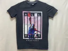【USAキッズ古着 】OLD NAVY バスケットボール グラフィックTシャツ
