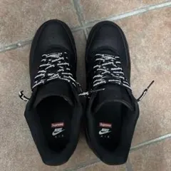 Supreme Nike Air Force 1 Low Blackのサムネイル