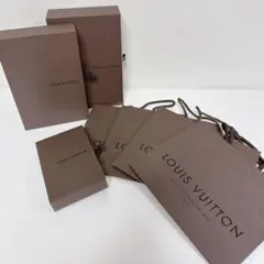 LOUIS VUITTON 箱、紙袋セット