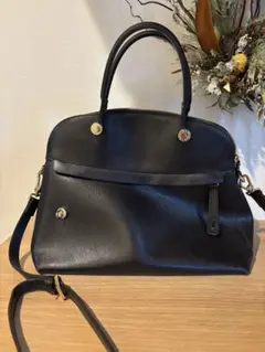 フルラ　パイパー 　ブラック　ハンドバッグ　ショルダーバッグ