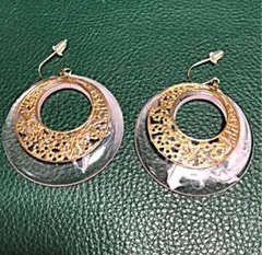 大ぶり　ピンク✖️ゴールドピアス