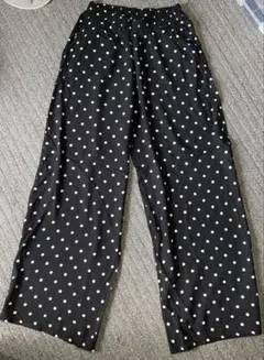 Lutique 黒と白の水玉模様 ワイドパンツ　しまむら