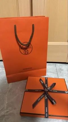 HERMES カレ•タオル ステアーズ 新品未使用のサムネイル