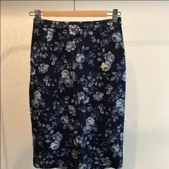 AULAAILA タイトスカートのサムネイル