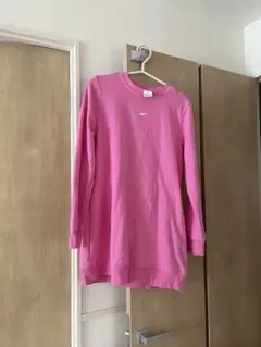 Nike ドライ　フィット　ピンク トレーナー