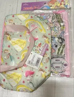 ディズニープリンセス　ランチバッグとアルミバッグ2点セット