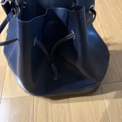 FURLA レザー ショルダーバッグ ネイビー フルラ F28 - メルカリ