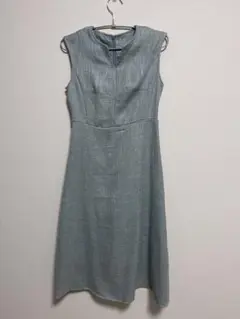 ライトブルーノースリーブ Aラインドレス