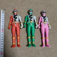 リュウソウジャー　ソフビ　フィギュア　3体セット