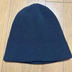 黒いニット帽