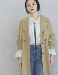 ベージュ トレンチコート フリル袖