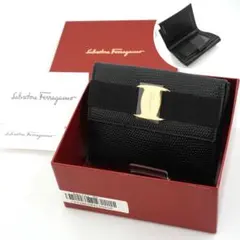 ✨Sランク・箱付き✨ Ferragamo ミニ財布 リザード ヴァラリボン 黒色 