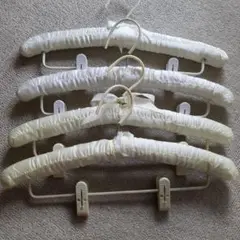 トリボン付きハンガー４本セット
