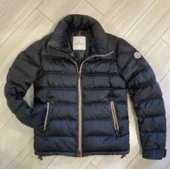 た*ー様 【国内正規品】MONCLER ロゴワッペン ダウンジャケット