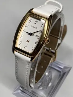 稼働品SEIKO ノイエ 1F21-5870 ゴールド ブルー オーバル 稼働品SEIKO ノイエ 1F21-5870 ゴールド ブルー オーバル - メルカリ