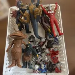 ウルトラマン・怪獣人形