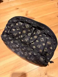 エヴィス ボディバッグ ウエストポーチ ウエストバッグ 刺繍　evisu エヴィス、ボディーバッグ 入手困難 希少モデル ウエストポーチ