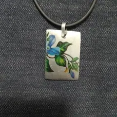 ハンドメイドネックレス