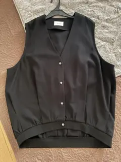 新品同様　ROSIEE ロージー　ジレ　ベスト
