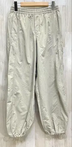 UNIQLO ユニクロ パラシュートパンツ カーゴパンツ ベージュ M