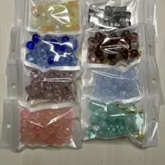 ガラスビーズ色々セット　各30個入り