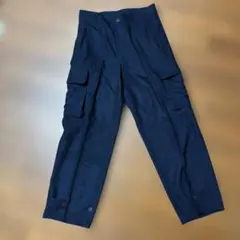 ネイビー カーゴパンツ