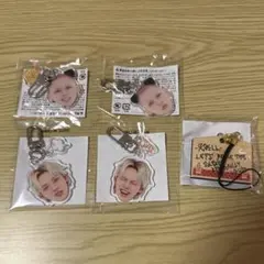 TREASURE ヒョンソク 喜怒哀楽 顔アクキー カプセルトイ