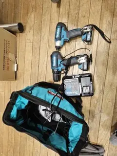 Item thumbnail for item 8cfdd025-4946-4b34-b845-587f71ba2cca