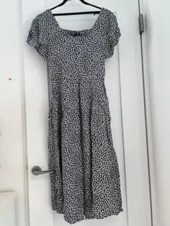 ZARA 花柄ワンピース