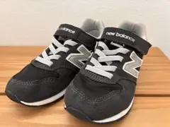 New Balance ニューバランス　キッズ スニーカー
