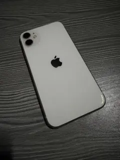 Apple iPhone 11 64GB ホワイト美品