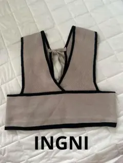 INGNI イング Vネック ケーブル編み ビスチェ