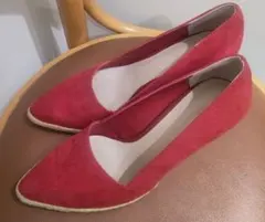 アダムエロペ 赤ポインテッドトゥウエッジヒール