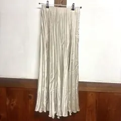 ZARA ロングプリーツスカート　ベージュ　XS