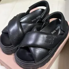 MIU MIU パデッドレザー サンダル ブラックのサムネイル