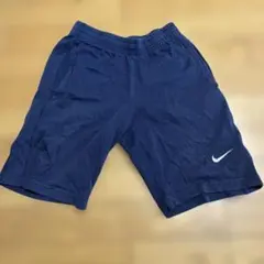 Nike ネイビー ハーフパンツ