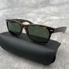 美品　RayBan レイバン サングラス NEW WAYFARER RB2132
