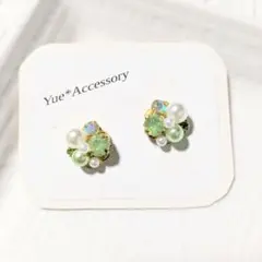 P-245　ハンドメイド☆ビジューピアス／イヤリング