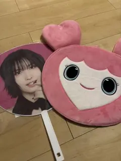 TWICE MOMO ぬいぐるみ、うちわセット 2025年最新】twice モモ うちわの人気アイテム - メルカリ