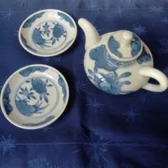 有田伊万里焼　しょうゆ入れ　小皿セット　魯山のサムネイル