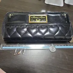 Minnie Mouse ブラック長財布 ハート柄