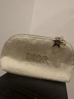 Dior ポーチ ゴールド 星型チャーム付きのサムネイル