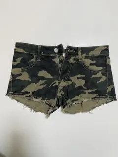迷彩柄ショートパンツ