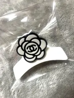 CHANEL ヘアクリップ♡のサムネイル