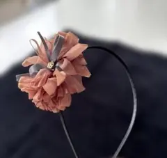 ⭐︎2点目半額！ピンクベージュ花のカチューシャ