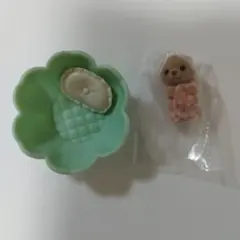 新品）シルバニア 赤ちゃん&お花のベッド