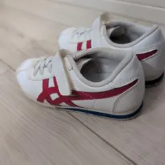 オニツカタイガー スニーカー