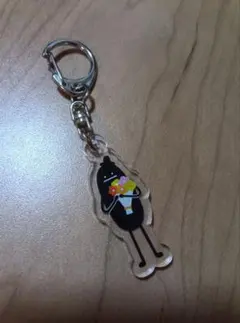 グラニフ　ビューティーフルシャドー　アクリルキーホルダー