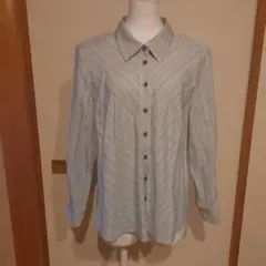 レリアン　淡い青 ストライプ 長袖シャツ　13号